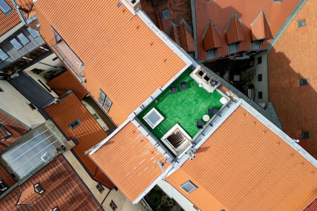 Primaxarya - Maisonette Right On The Main Square With Breath Taking 360 Views Of Apartment *
