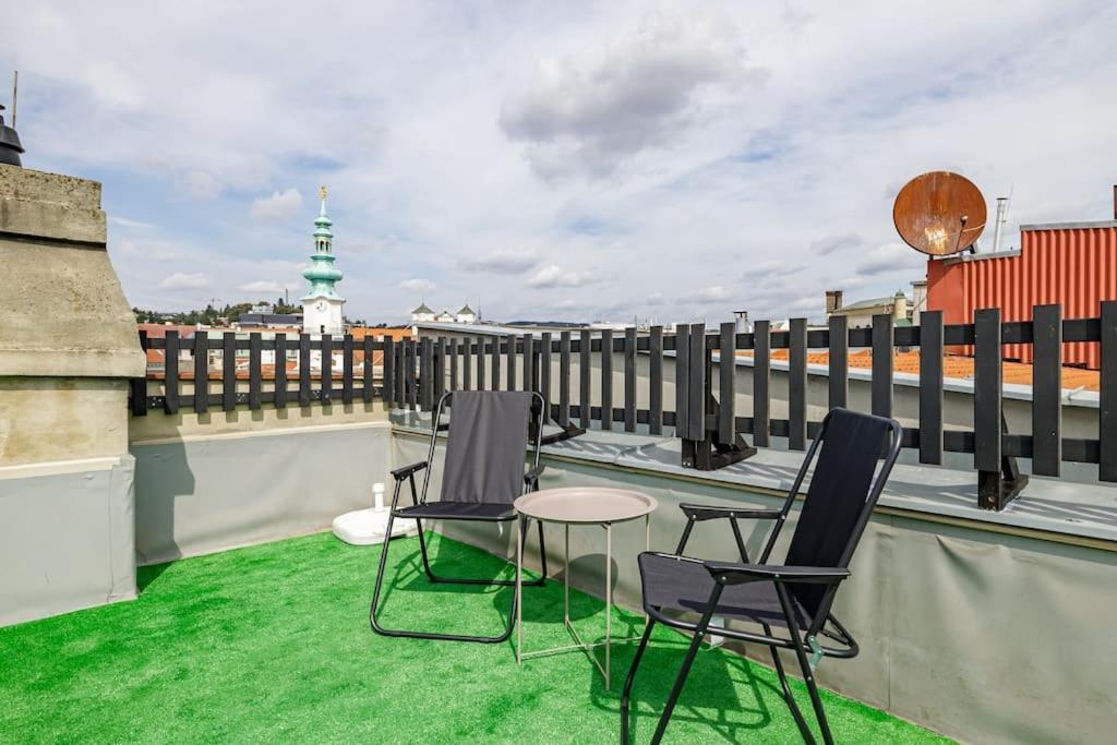 Primaxarya - Maisonette Right On The Main Square With Breath Taking 360 Views Of Apartment