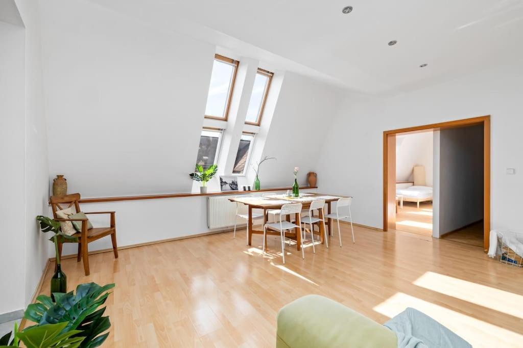 Primaxarya - Maisonette Right On The Main Square With Breath Taking 360 Views Of *