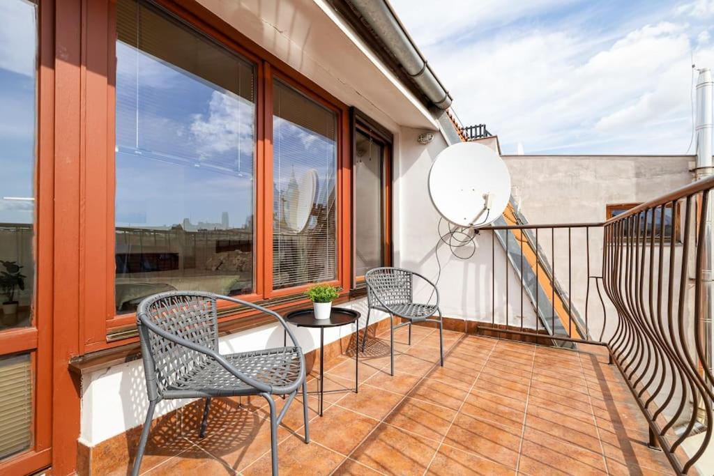 Primaxarya - Maisonette Right On The Main Square With Breath Taking 360 Views Of Apartment Bratislava