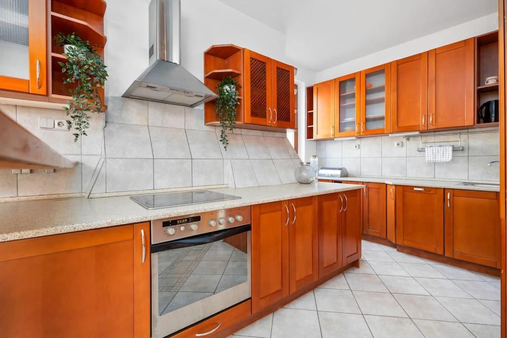 Apartment Primaxarya - Maisonette Right On The Main Square With Breath Taking 360 Views Of